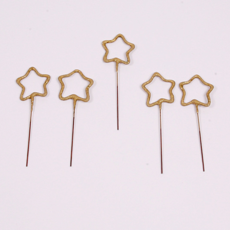 set of 5 gold star sparklers