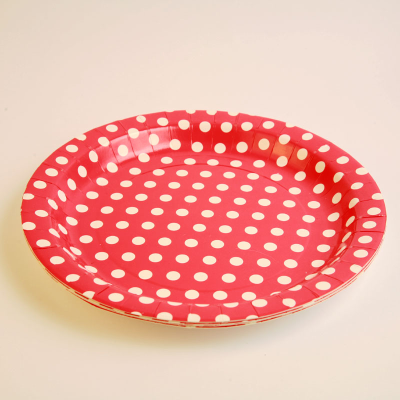 6 white polka dot red plates